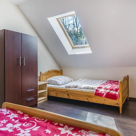 Pansiyon Wiktor - Ostrowo - 700m Od Plazy Karwia